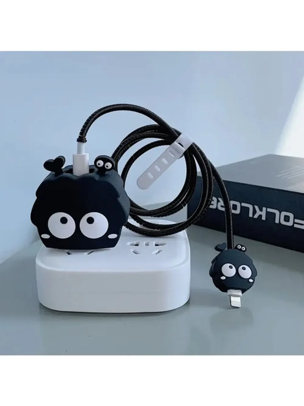 Susuwatari Spirited Away iPhone CHarger Protector P75